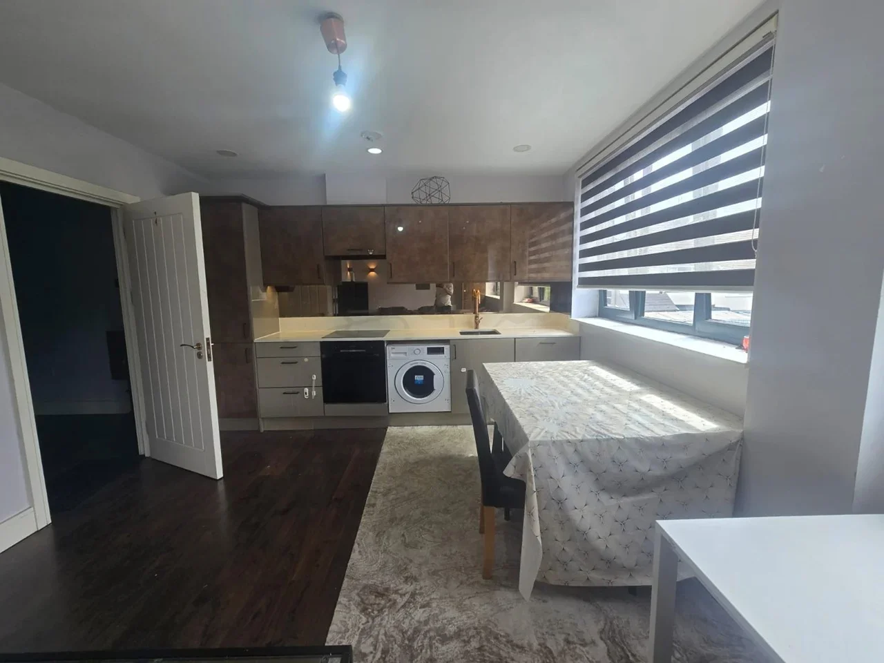 Flat Lancaster Road in Greater London