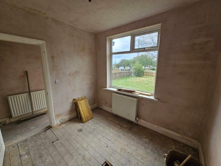 Flat Woodgate Lane in Gateshead