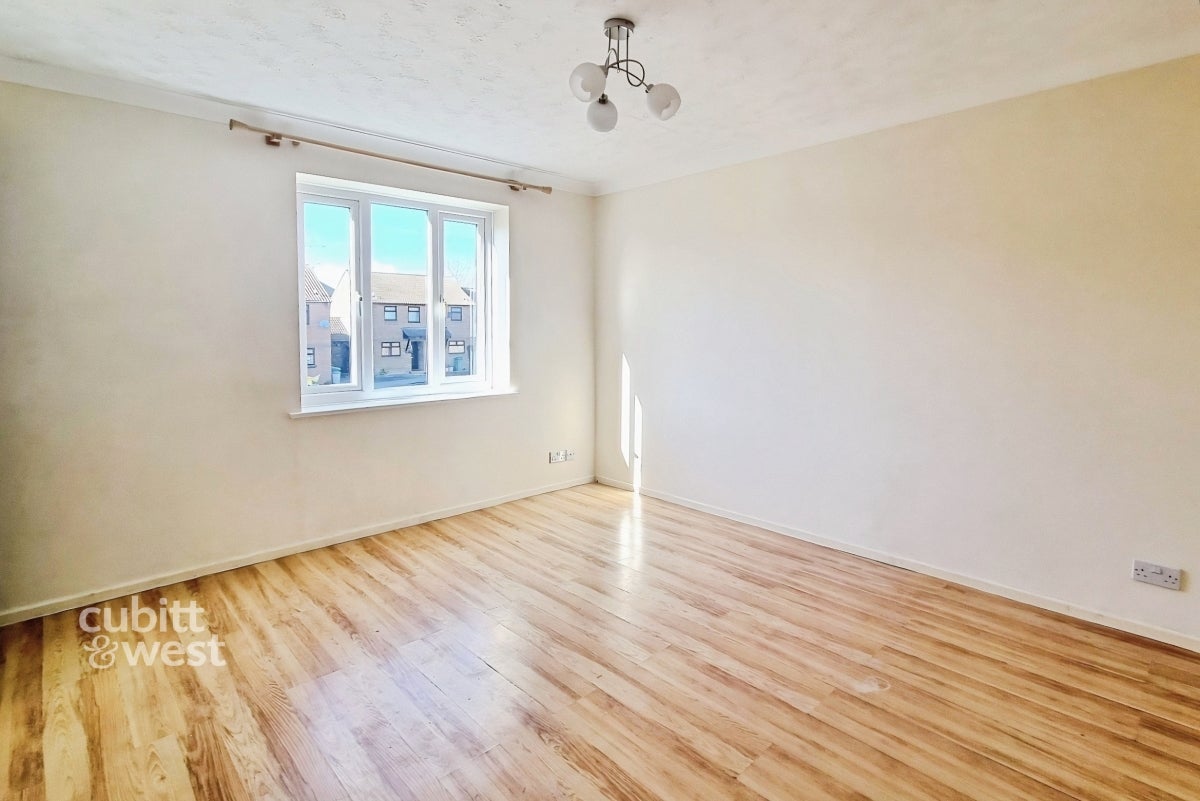 Flat Bower Place in Maidstone