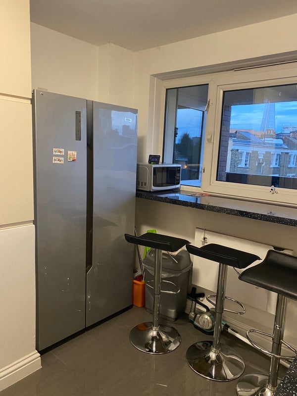 Room Webber Street in Greater London