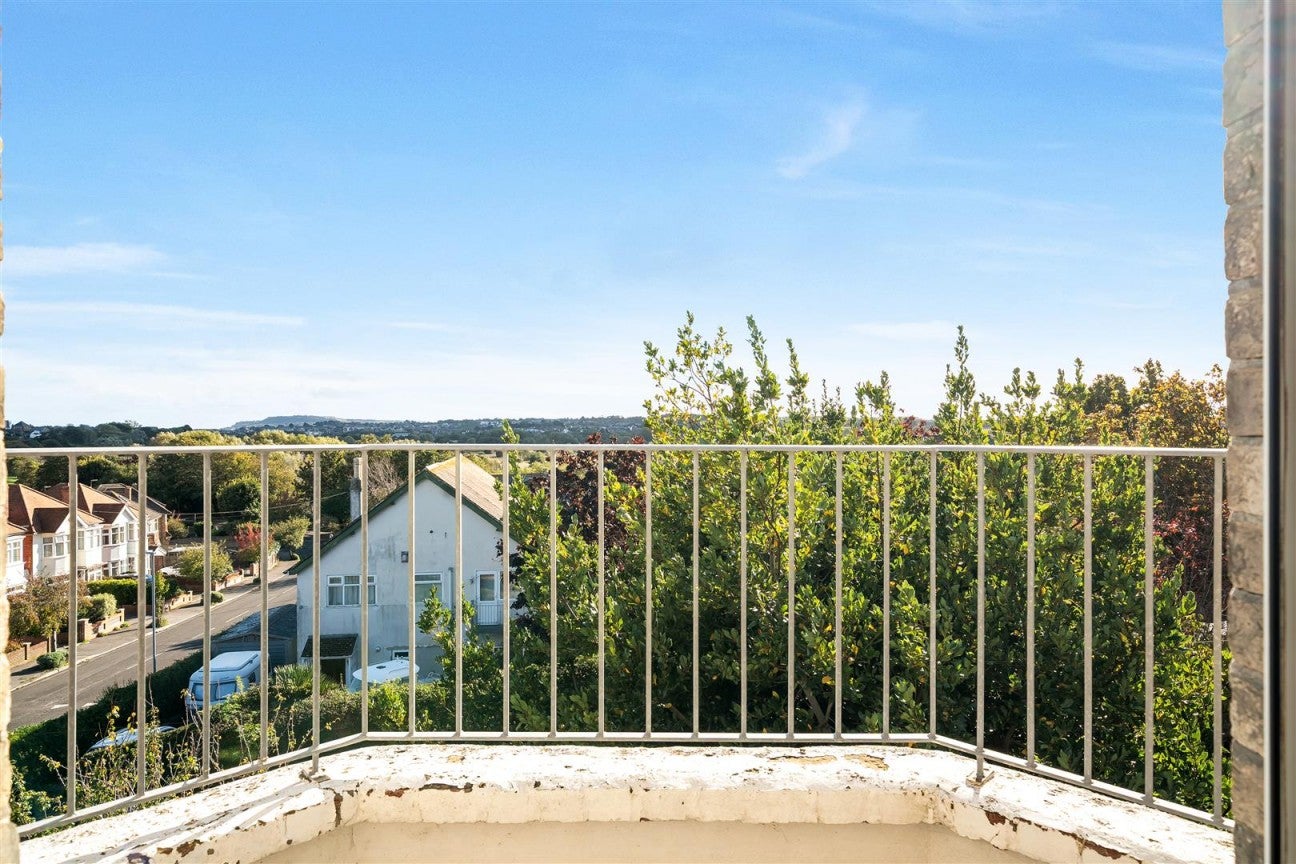 Flat Ullswater Crescent in Weymouth