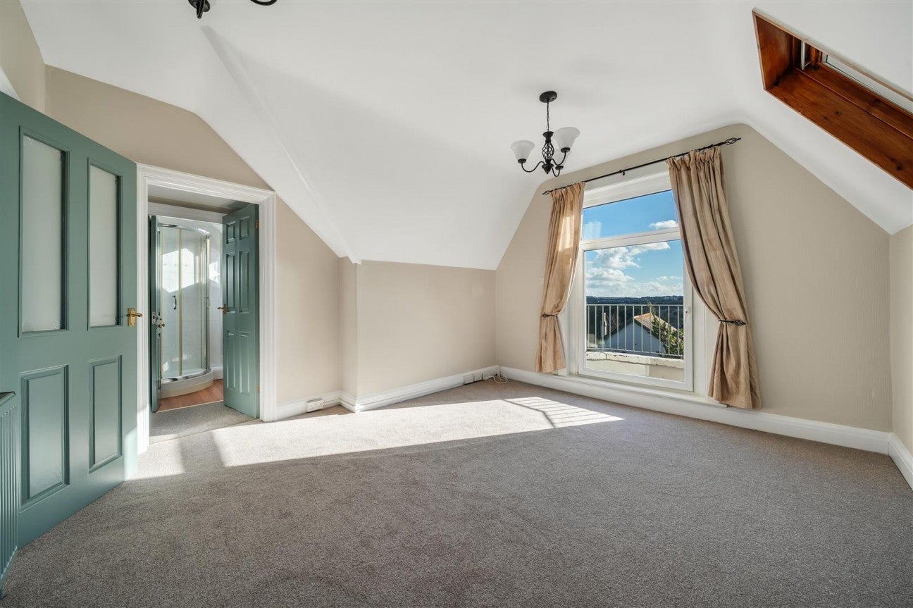 Flat Ullswater Crescent in Weymouth