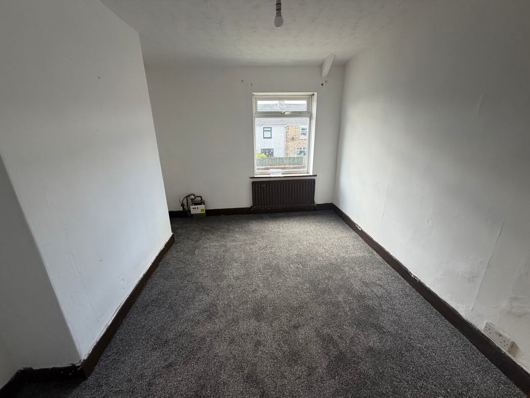 Flat Maple Street in Ashington