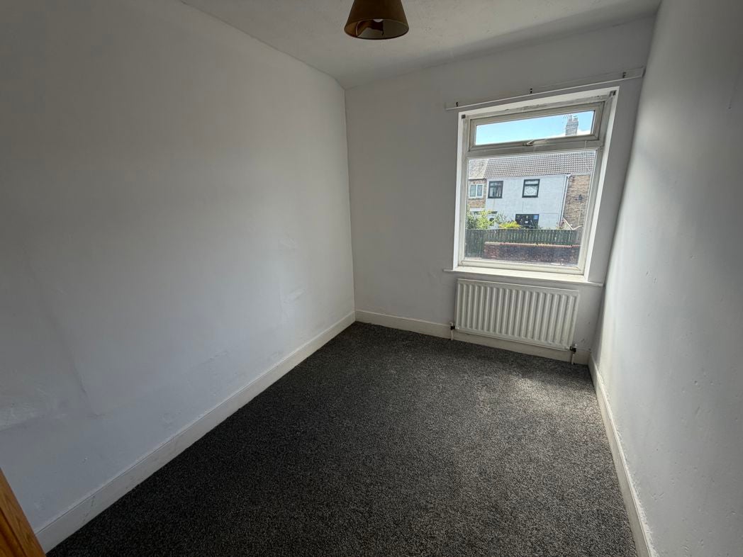 Flat Maple Street in Ashington