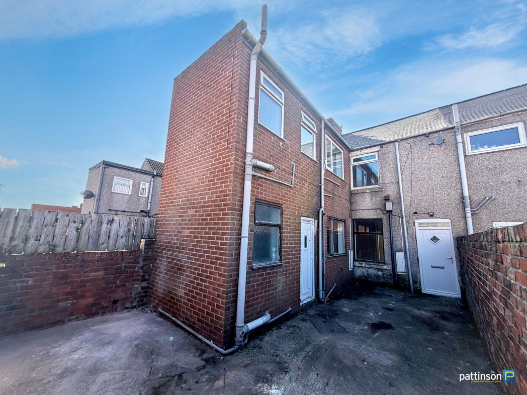 Flat Maple Street in Ashington