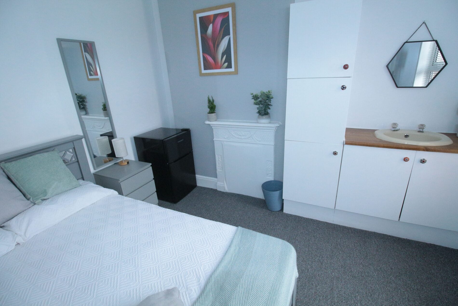 Room Portland Street in Lincoln