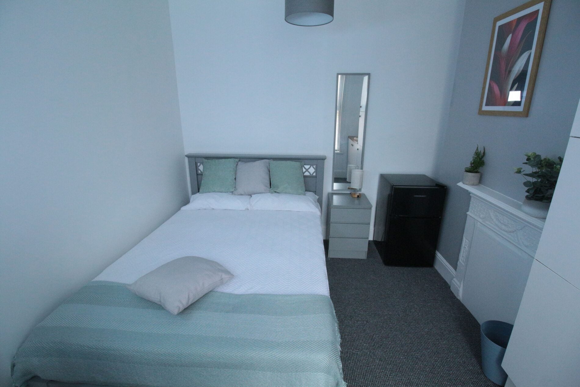 Room Portland Street in Lincoln