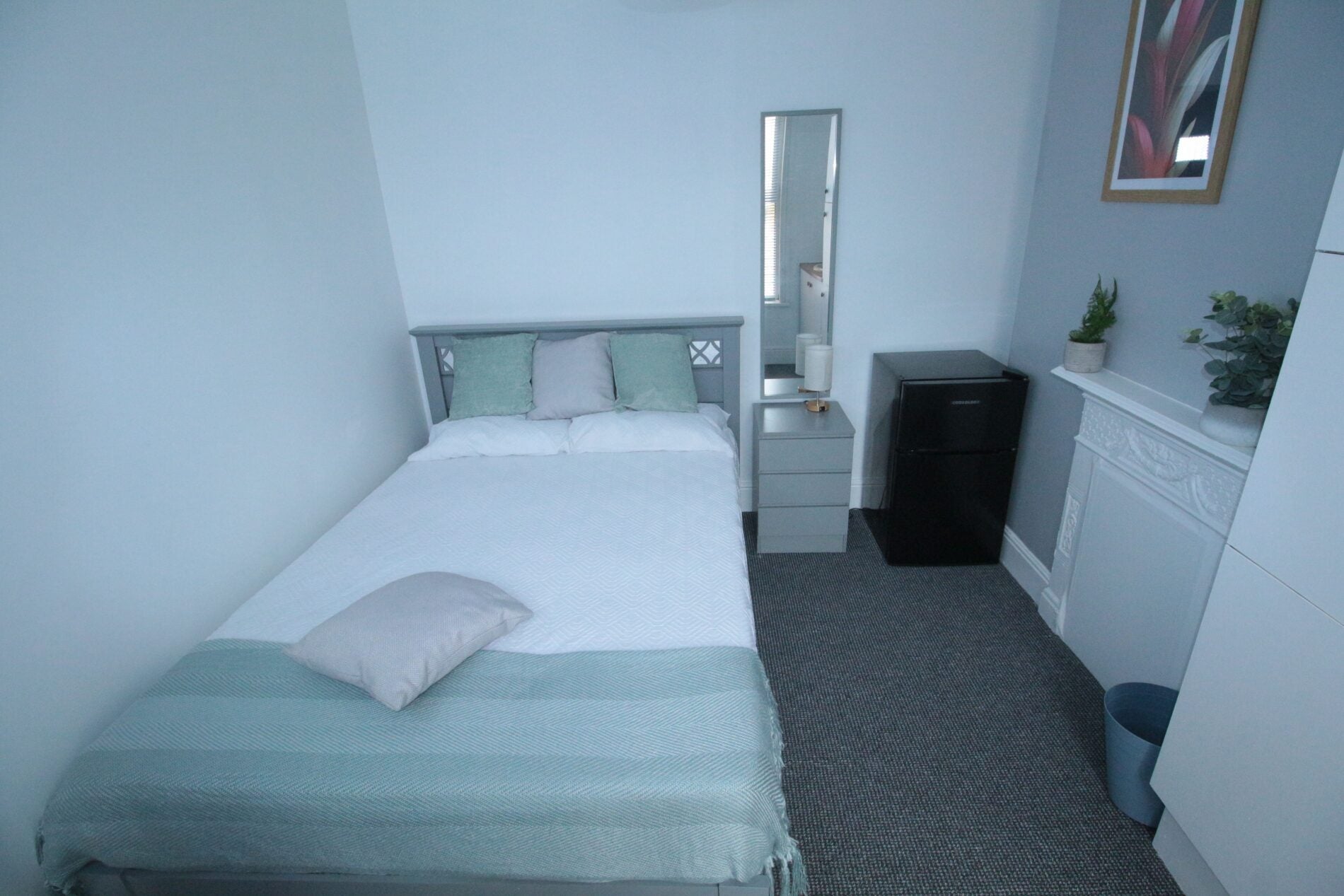 Room Portland Street in Lincoln