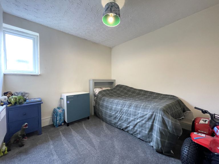 Flat Charnwood Road in Charnwood