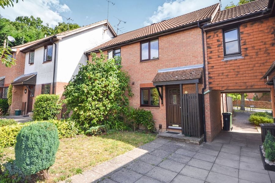 House Heather Mead in Camberley