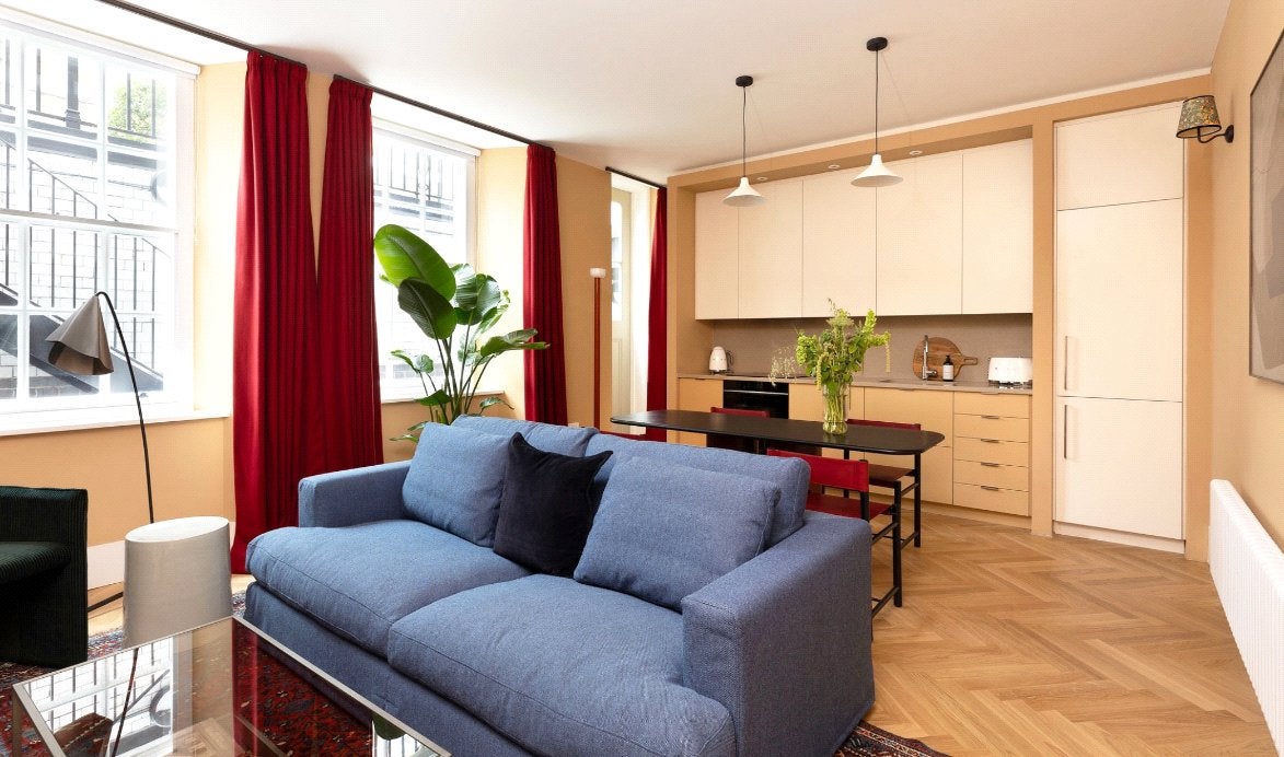 Flat Harley Street in City of Westminster