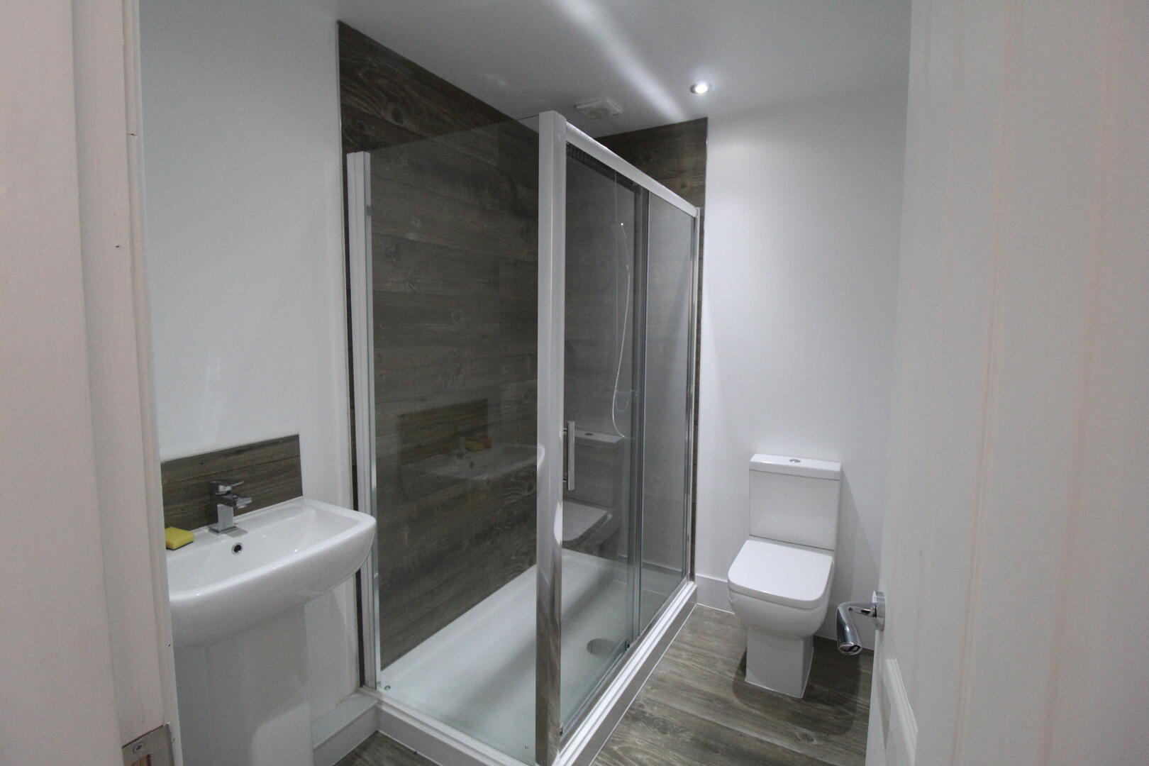 Flat Ribblesdale Place in Preston