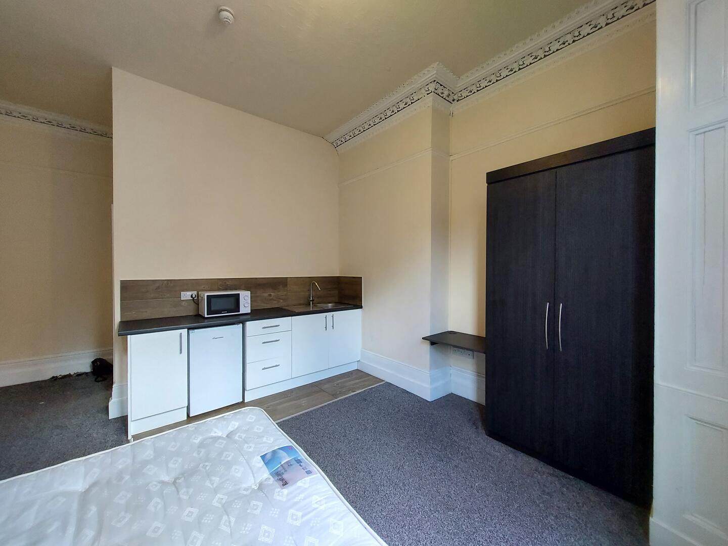 Flat Ribblesdale Place in Preston