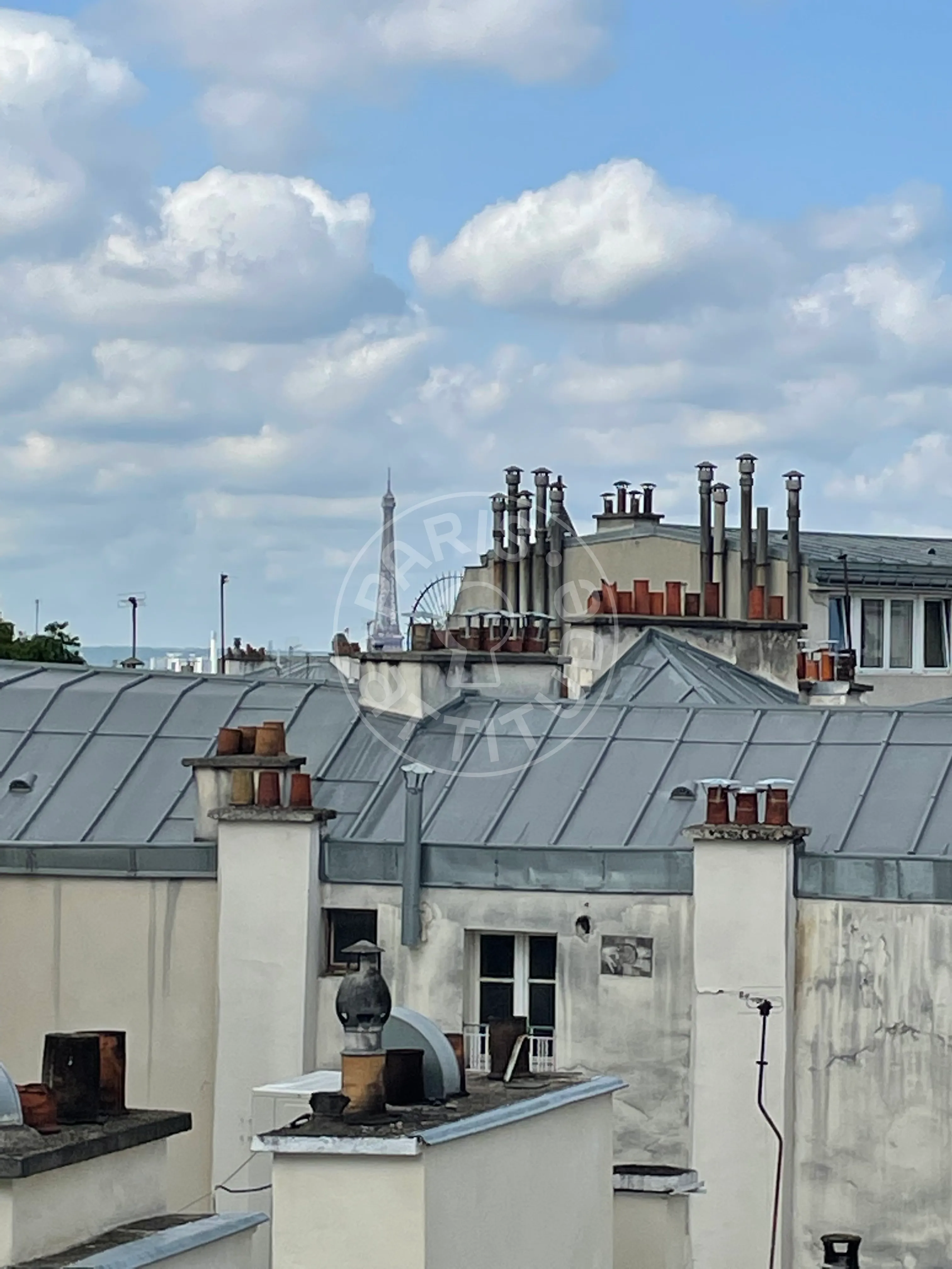 Appartement Rue des Trois Frères à Paris
