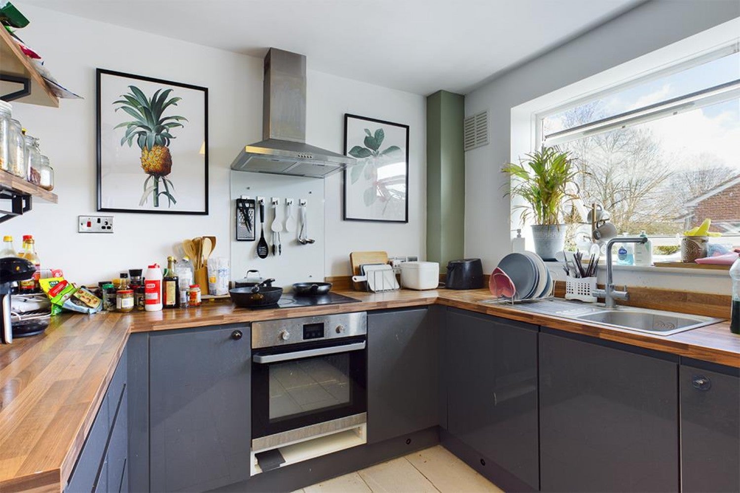 Flat Winn Road in Southampton