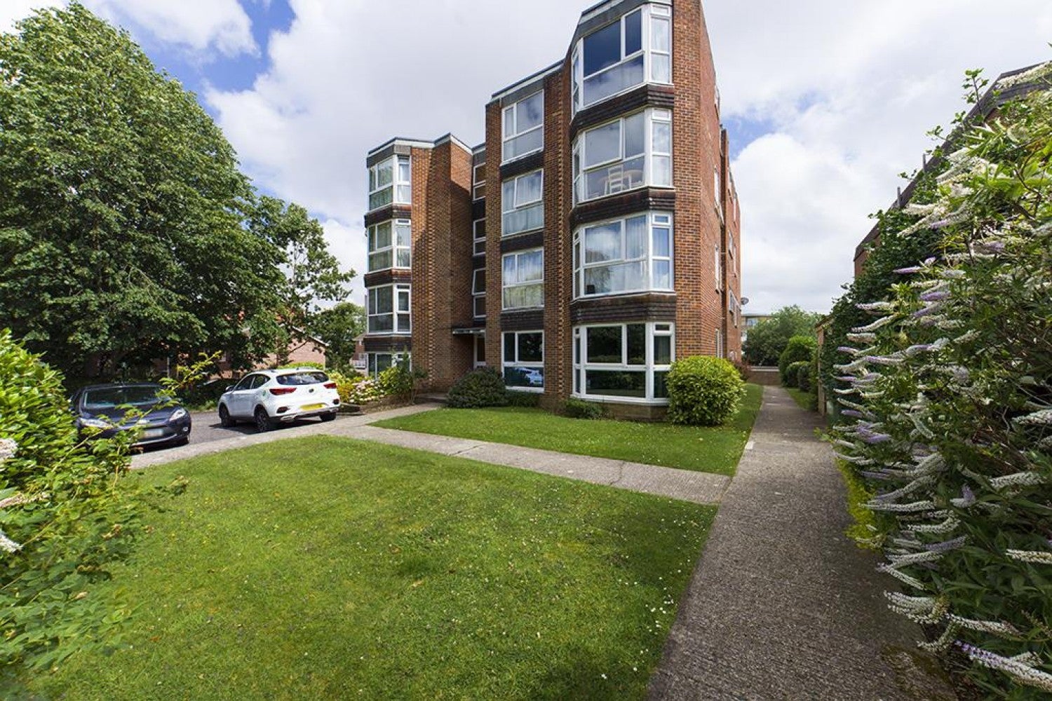 Flat Winn Road in Southampton