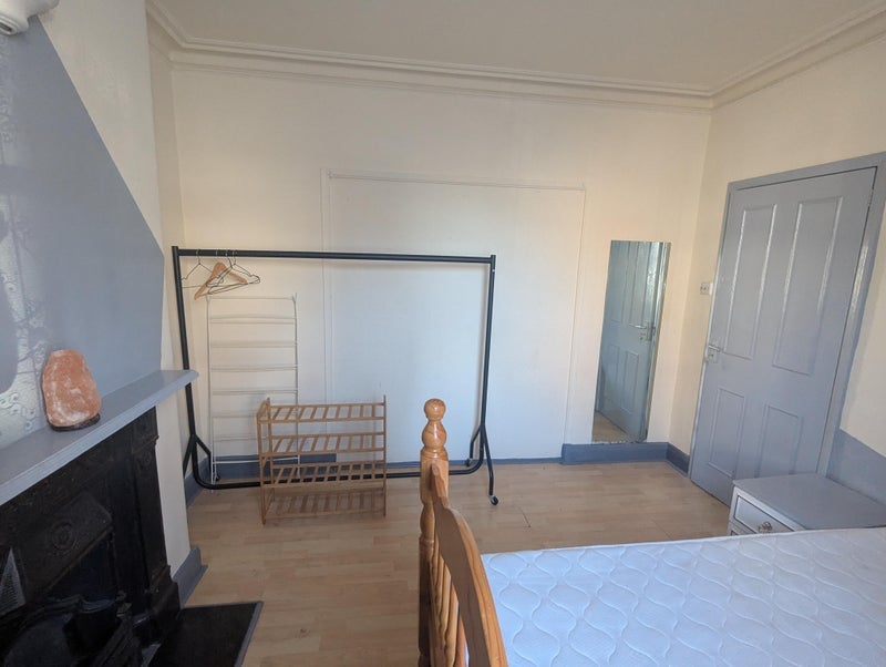 Room Alperton Street in City of Westminster