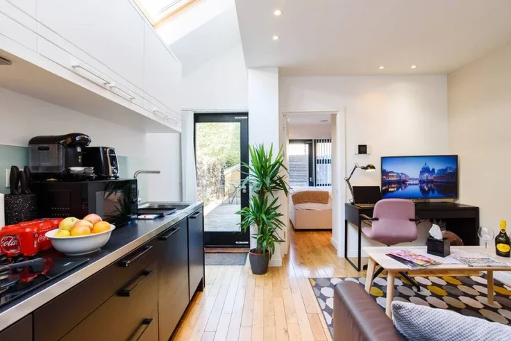 Flat Oakfield Street in Cardiff