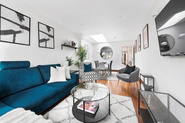 Flat Hoxton Street in Greater London