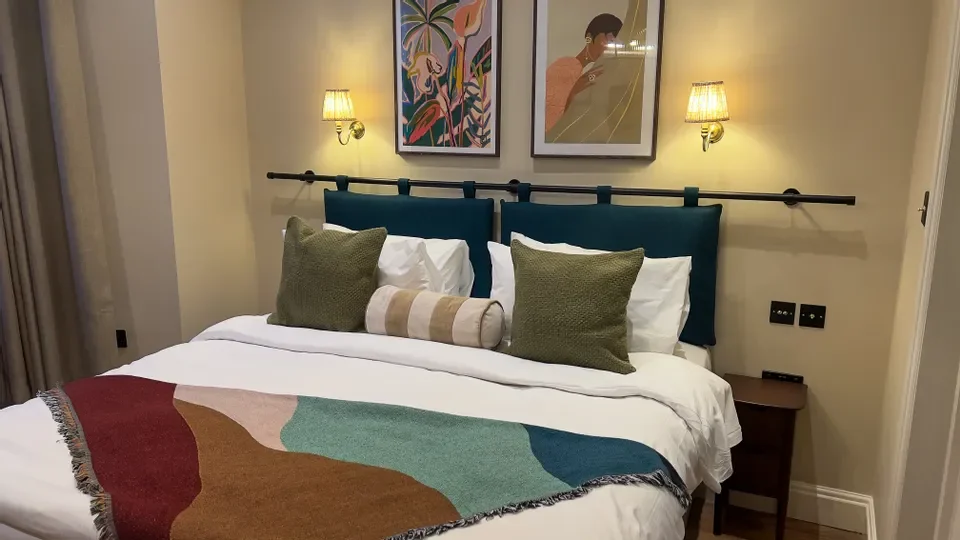 Room Hammersmith Grove in Greater London