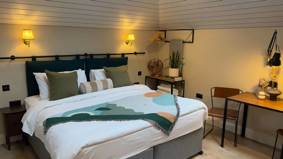 Room Hammersmith Grove in Greater London