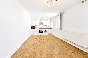 Flat Gascoyne Way in East Hertfordshire