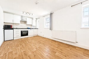 Flat Gascoyne Way in East Hertfordshire