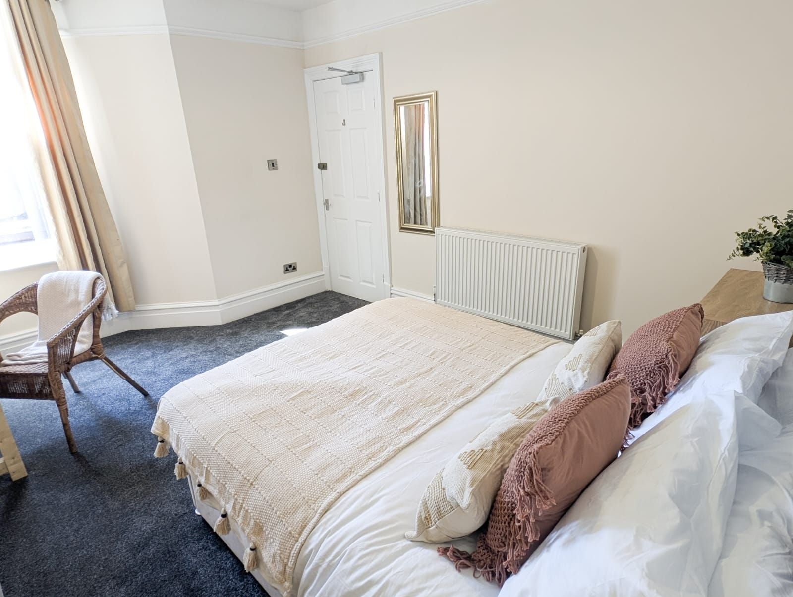 Room Ruskin Road in Crewe