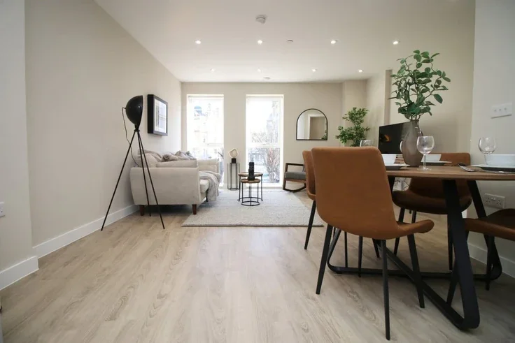 Flat Mount Stuart Square in Cardiff