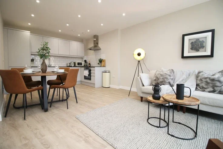 Flat Mount Stuart Square in Cardiff