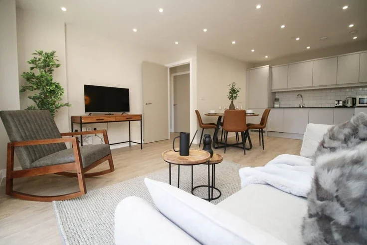 Flat Mount Stuart Square in Cardiff