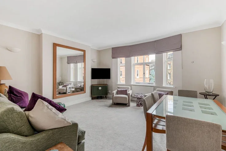 Flat Marylebone Lane in City of Westminster