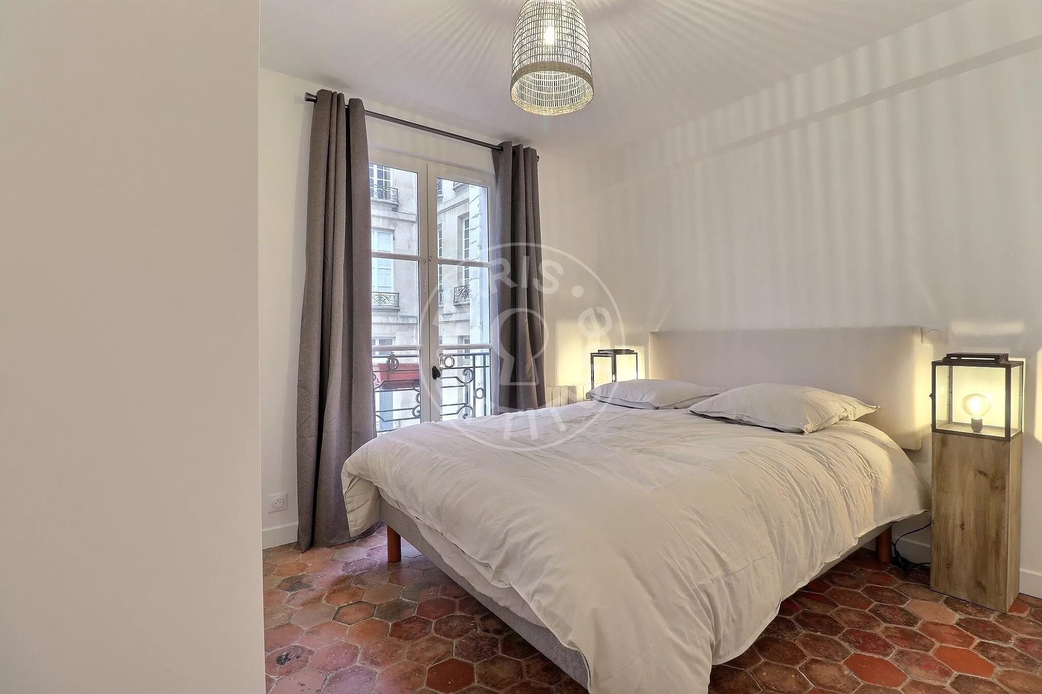 Flat Rue Guisarde in Paris