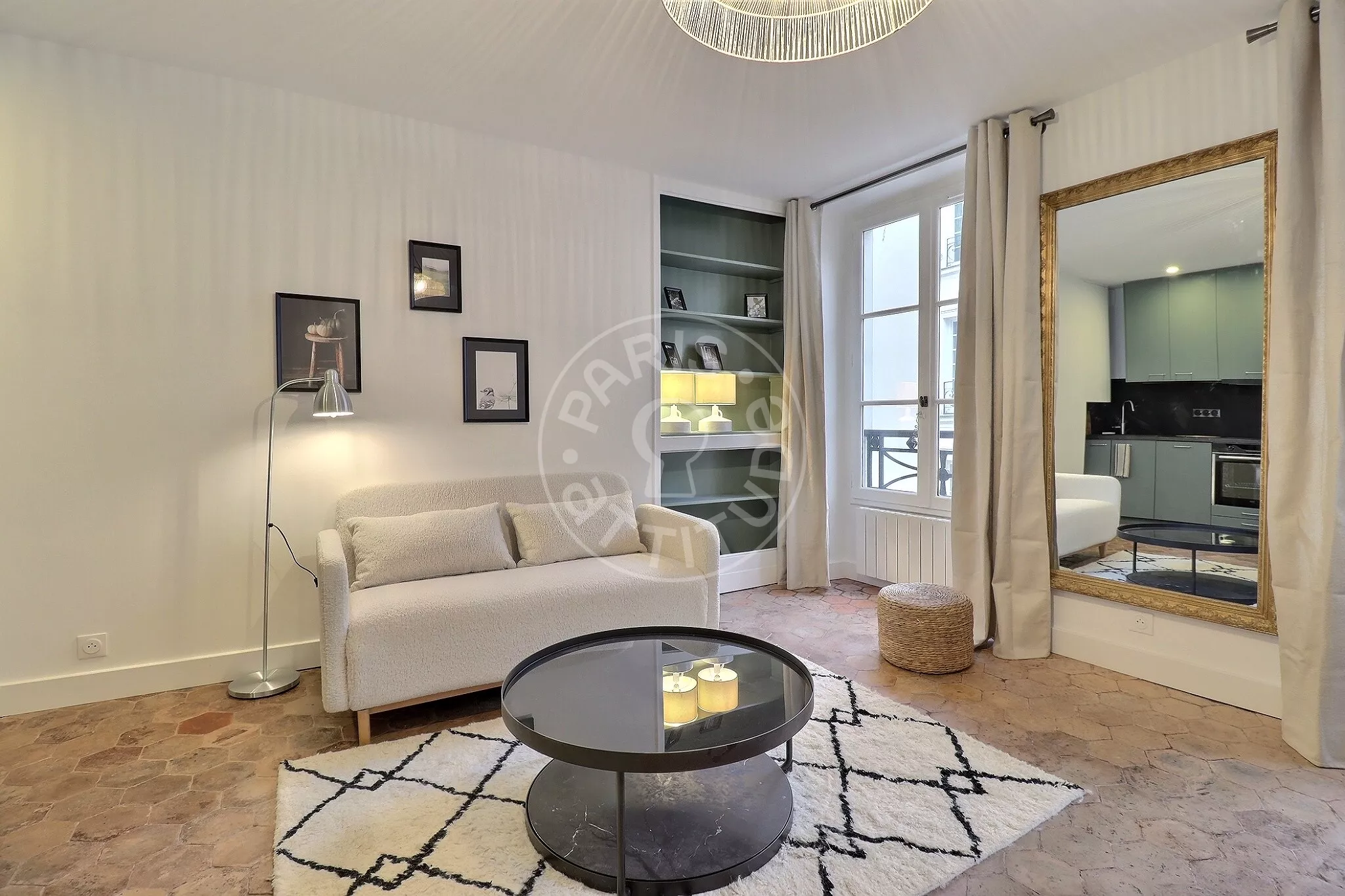 Flat Rue Guisarde in Paris