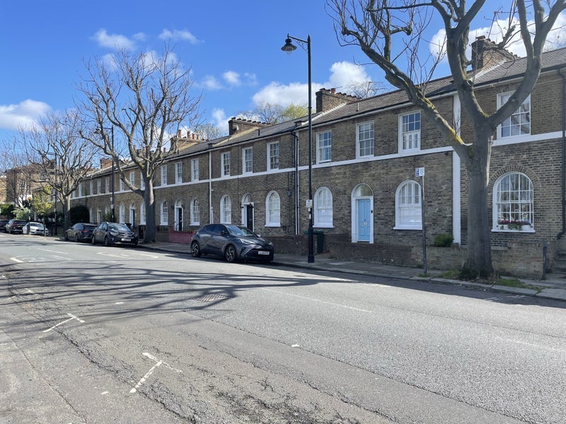 House Hemingford Road in Greater London