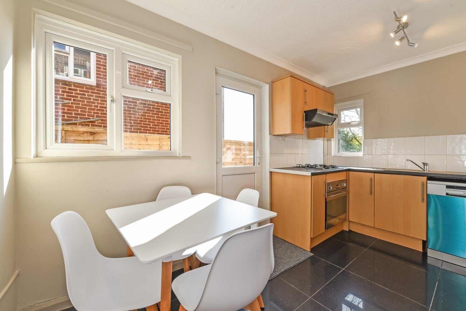 Room Milland Road in Winchester
