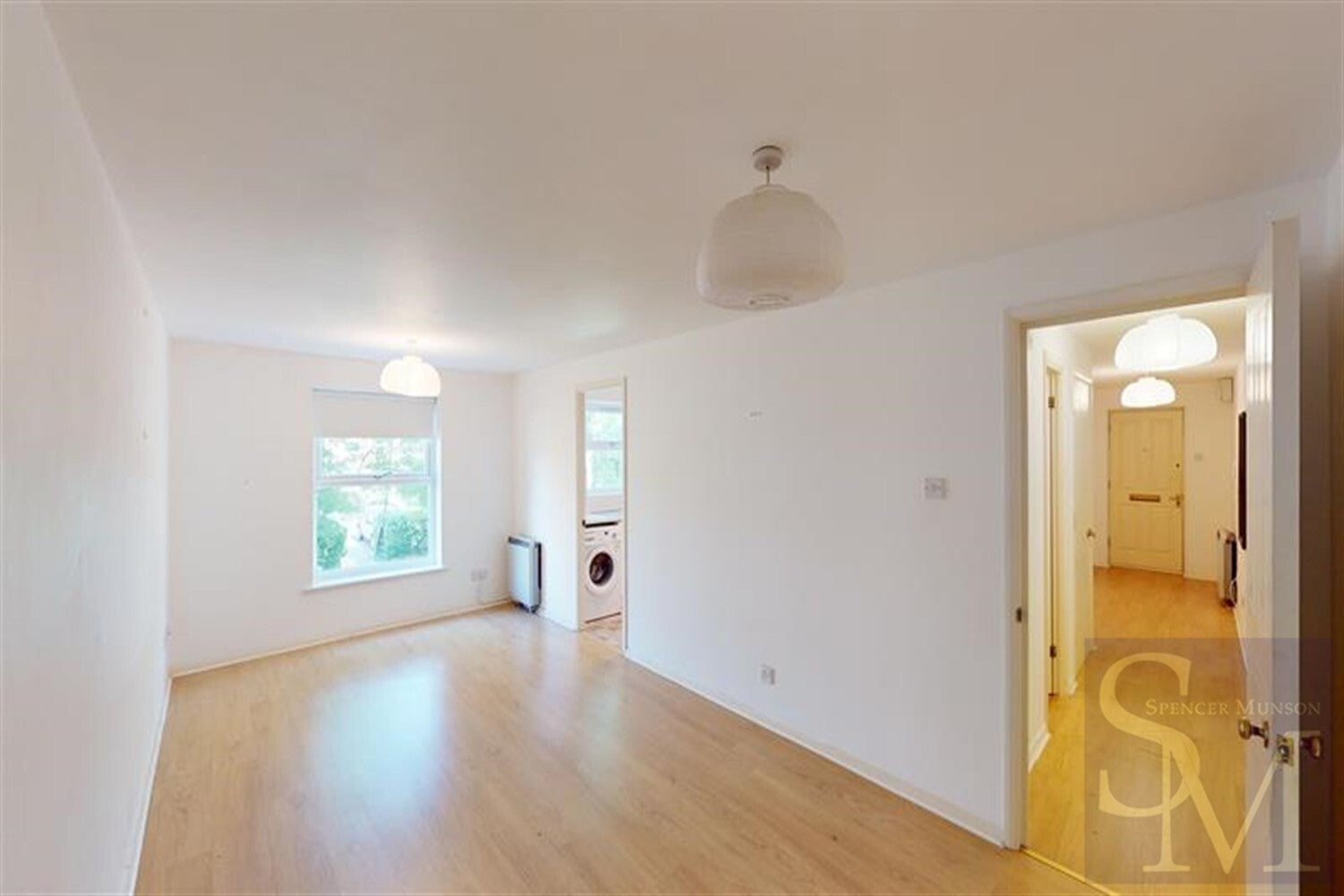 Flat Cassis Court in Epping Forest