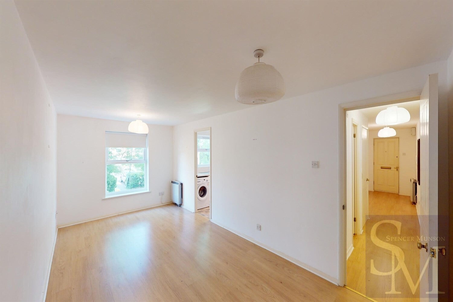 Flat Cassis Court in Epping Forest