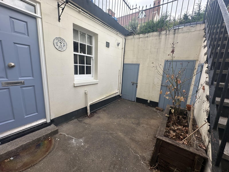 Flat Frederick Place in Bristol