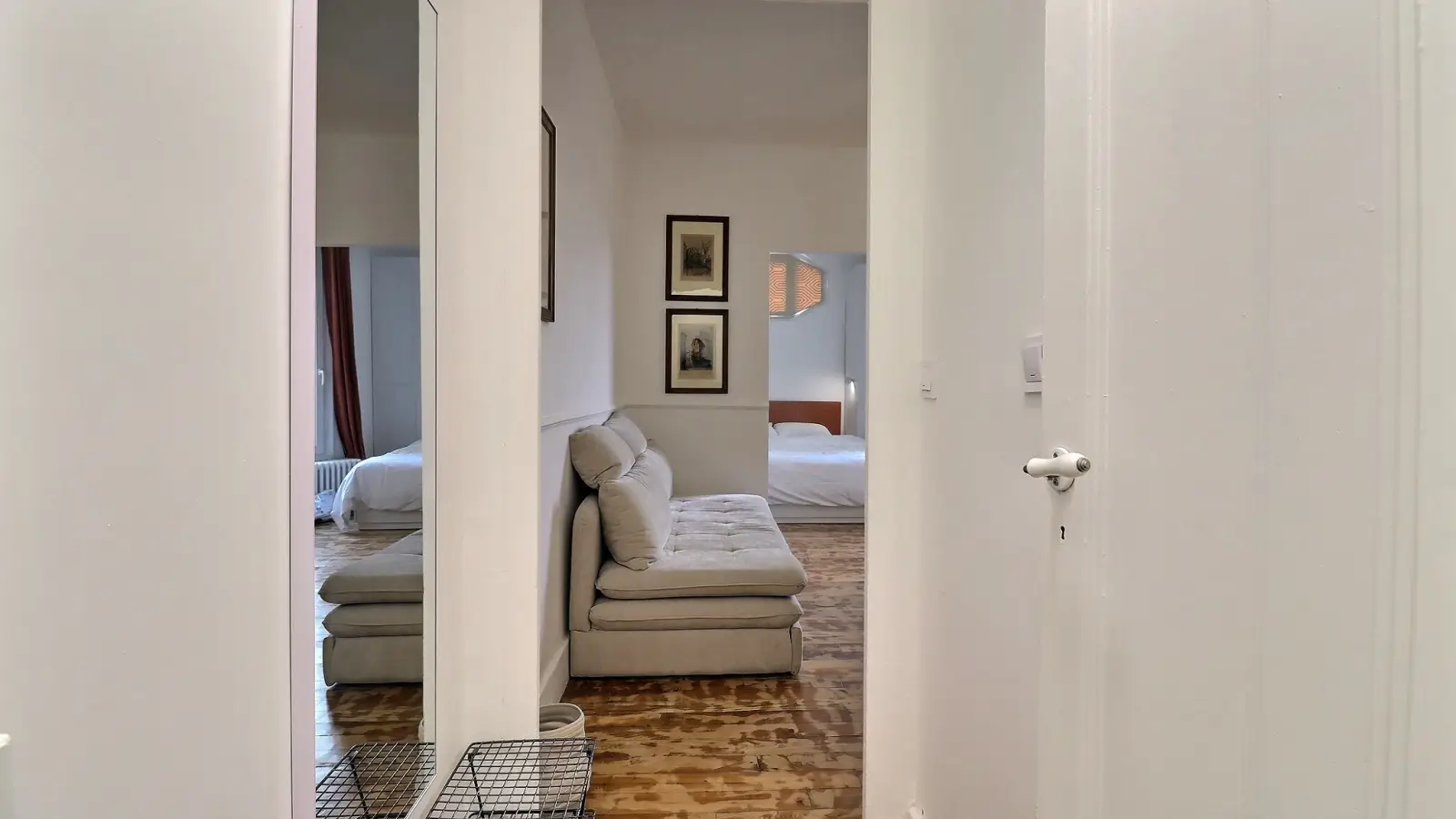 Flat Rue Boursault in Paris