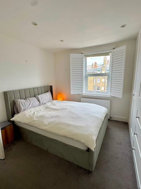 Flat Gunterstone Road in Greater London