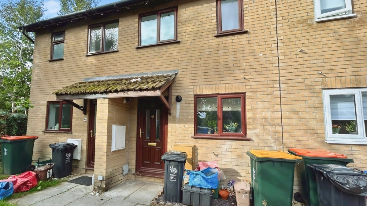 House Forge Close in Caerleon