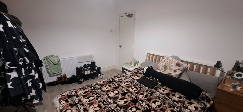 Room Deramore Street in Manchester