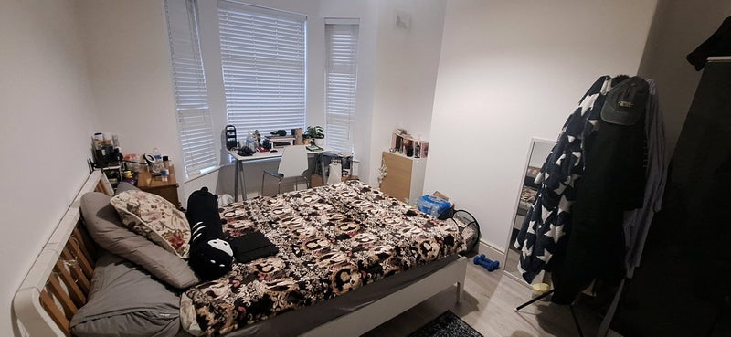 Room Deramore Street in Manchester