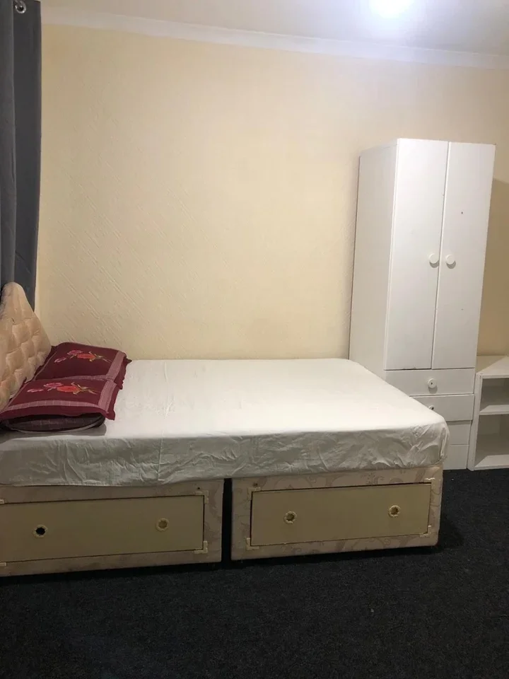 Room Longbridge Road in Greater London