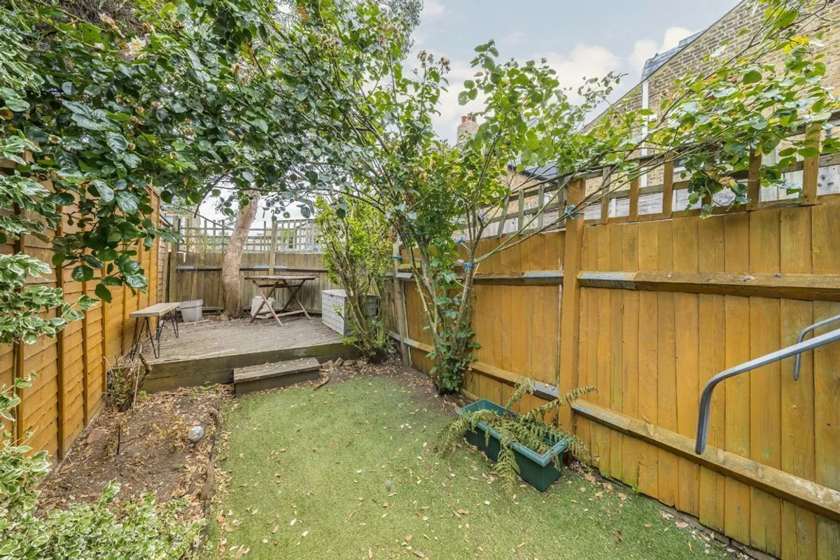 House Trentham Street in Greater London