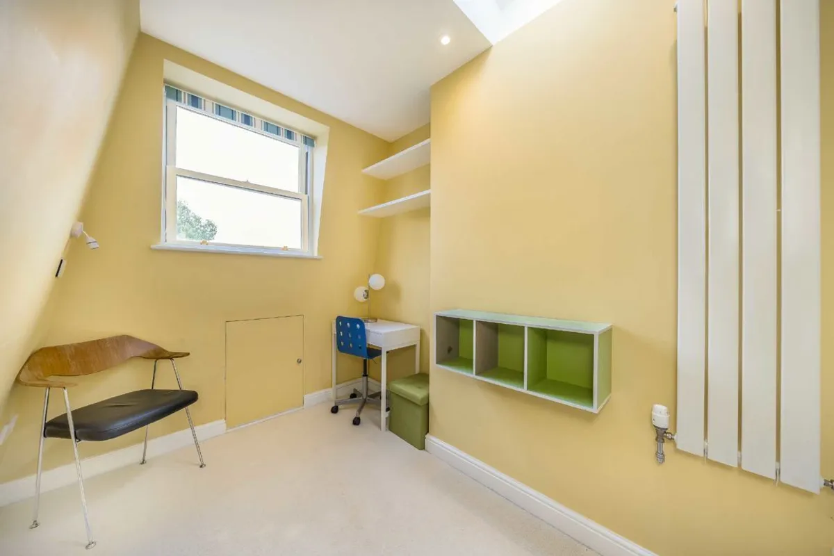 House Trentham Street in Greater London