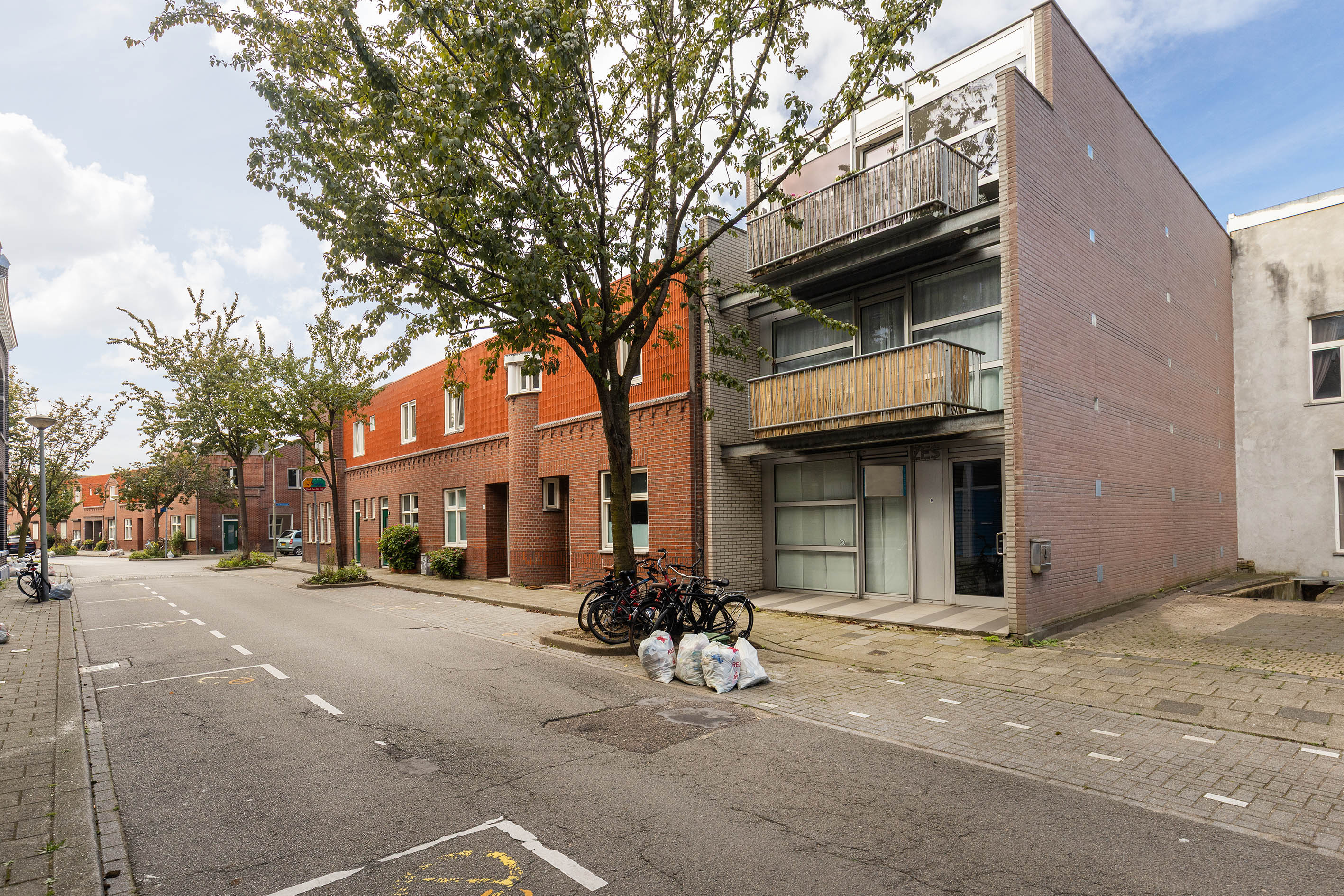 Hoekwoning te koop: Tischbeinstraat 2, Maastricht