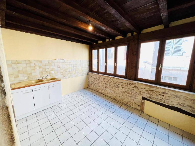 Appartement Rue de la Condemine à Varennes-lès-Mâcon