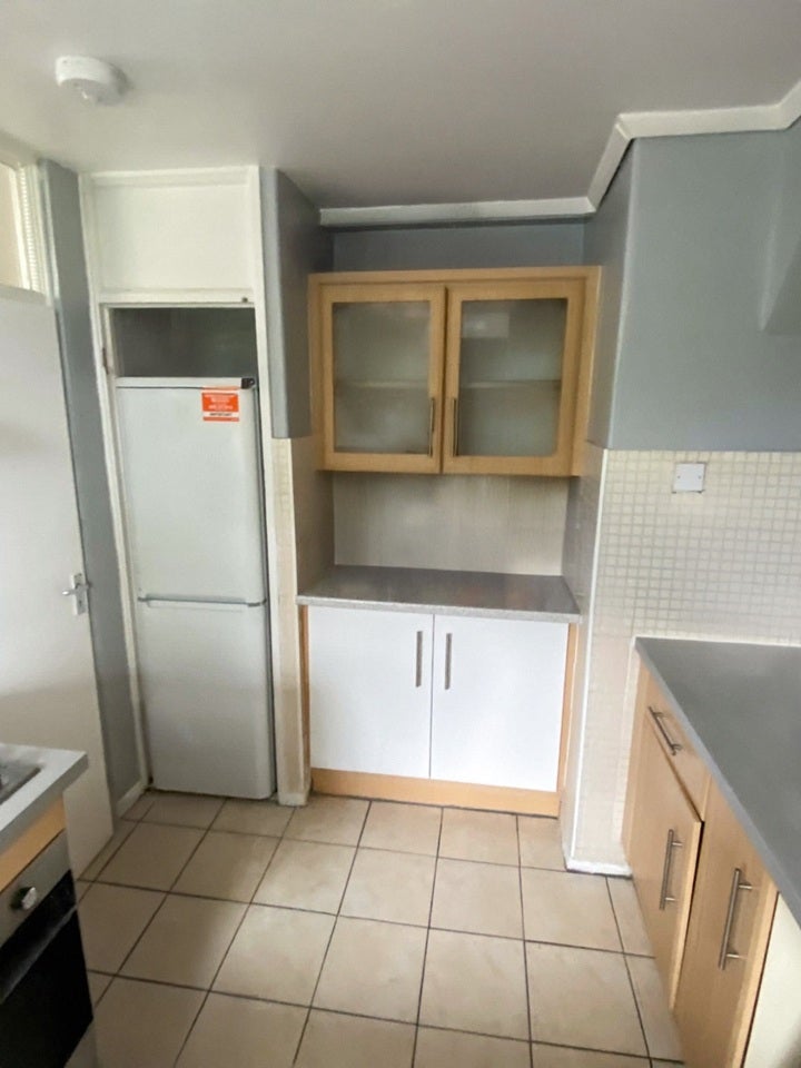 Room Barringer Square in Greater London